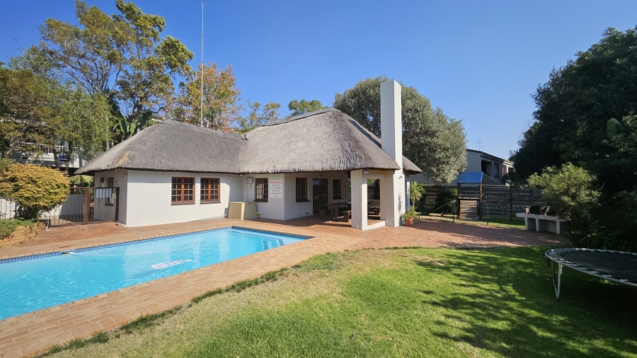 To Let 3 Bedroom Property for Rent in Sunninghill Gauteng