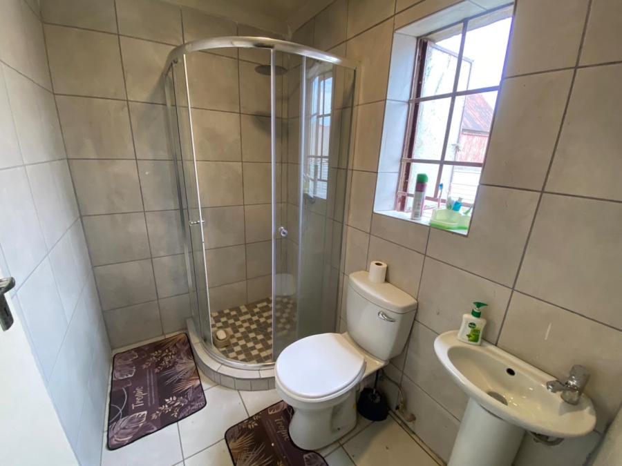 5 Bedroom Property for Sale in Elsburg Gauteng