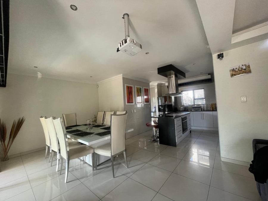 To Let 3 Bedroom Property for Rent in Thatchfield Hills Gauteng