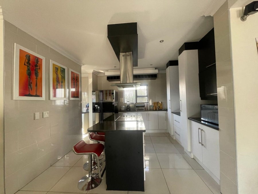 To Let 3 Bedroom Property for Rent in Thatchfield Hills Gauteng