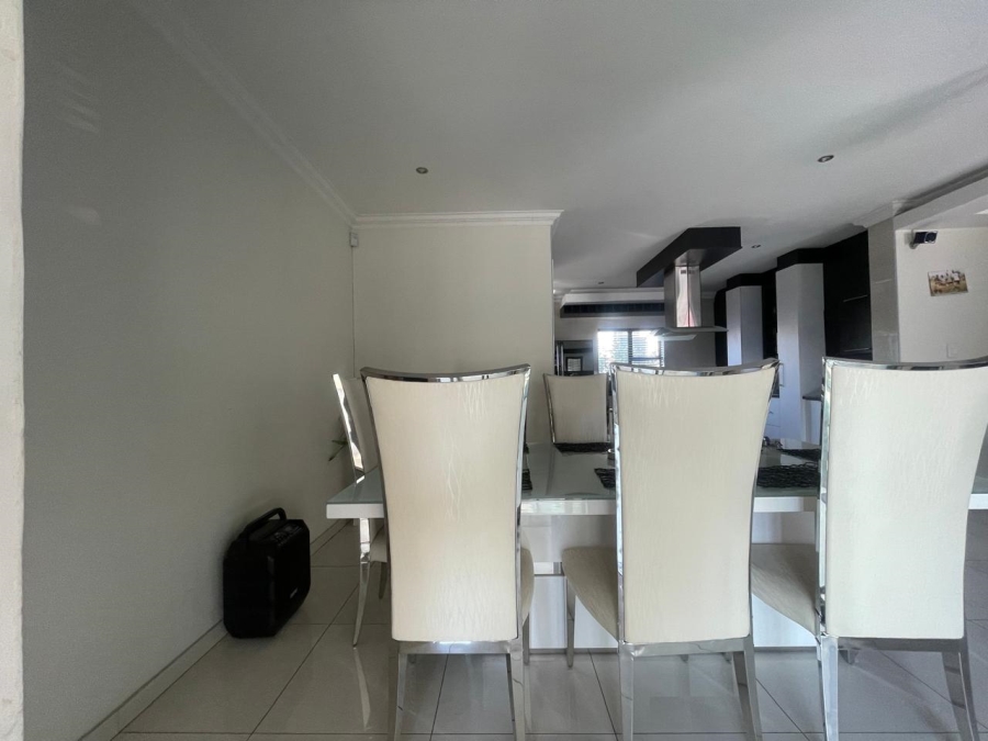 To Let 3 Bedroom Property for Rent in Thatchfield Hills Gauteng