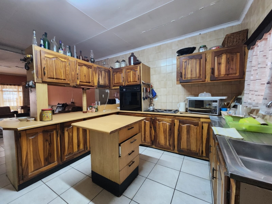 4 Bedroom Property for Sale in Rothdene Gauteng