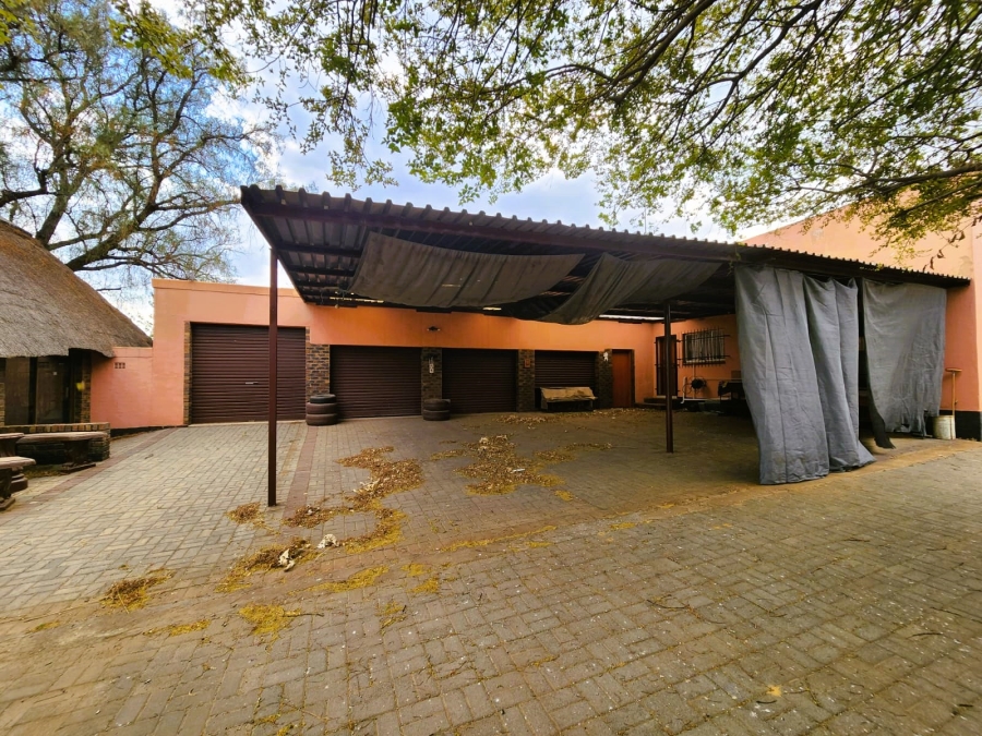 4 Bedroom Property for Sale in Rothdene Gauteng