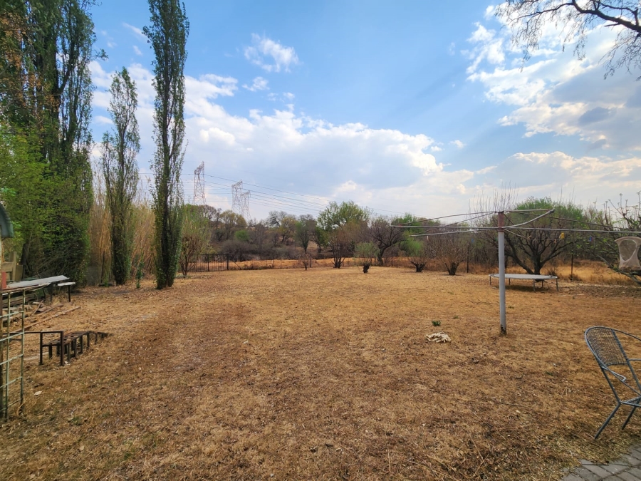 4 Bedroom Property for Sale in Rothdene Gauteng