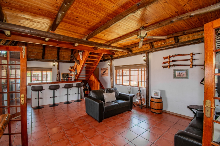 5 Bedroom Property for Sale in Magaliesburg Gauteng