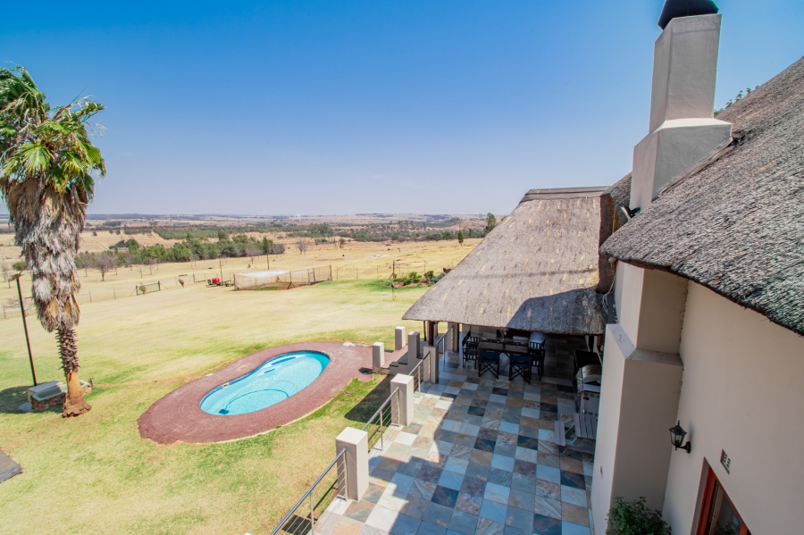 5 Bedroom Property for Sale in Magaliesburg Gauteng