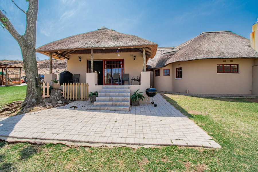 5 Bedroom Property for Sale in Magaliesburg Gauteng