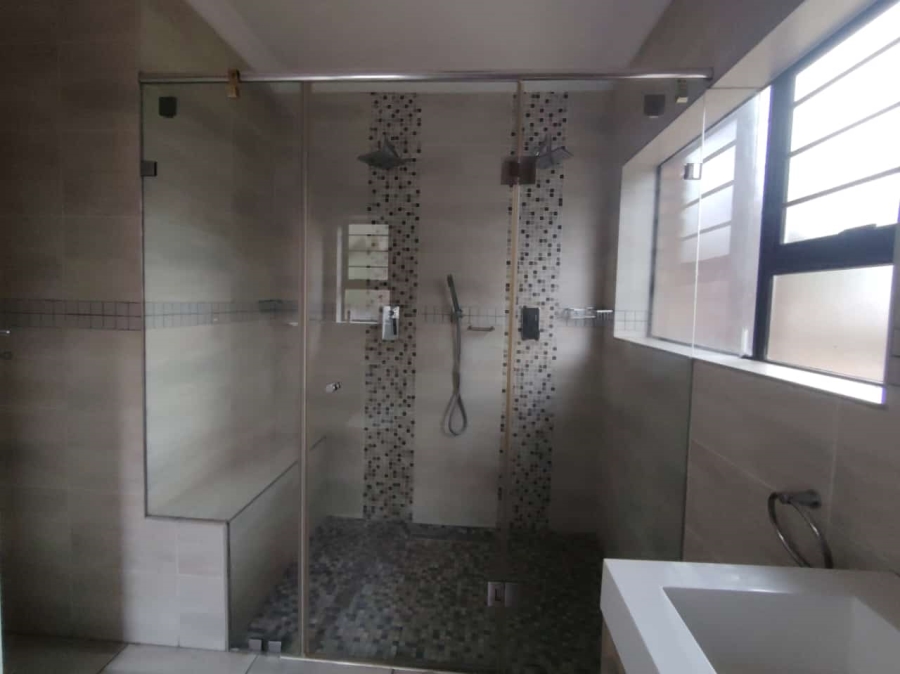 3 Bedroom Property for Sale in Brackendowns Gauteng