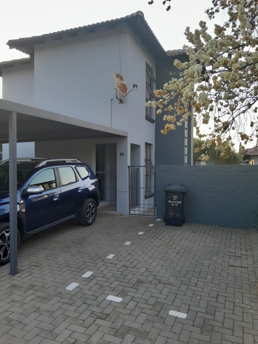 3 Bedroom Property for Sale in Heuwelsig Estate Gauteng