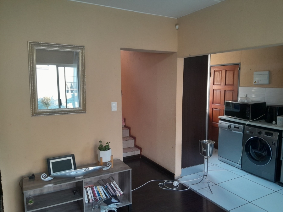 3 Bedroom Property for Sale in Heuwelsig Estate Gauteng