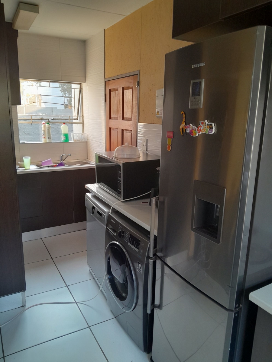 3 Bedroom Property for Sale in Heuwelsig Estate Gauteng