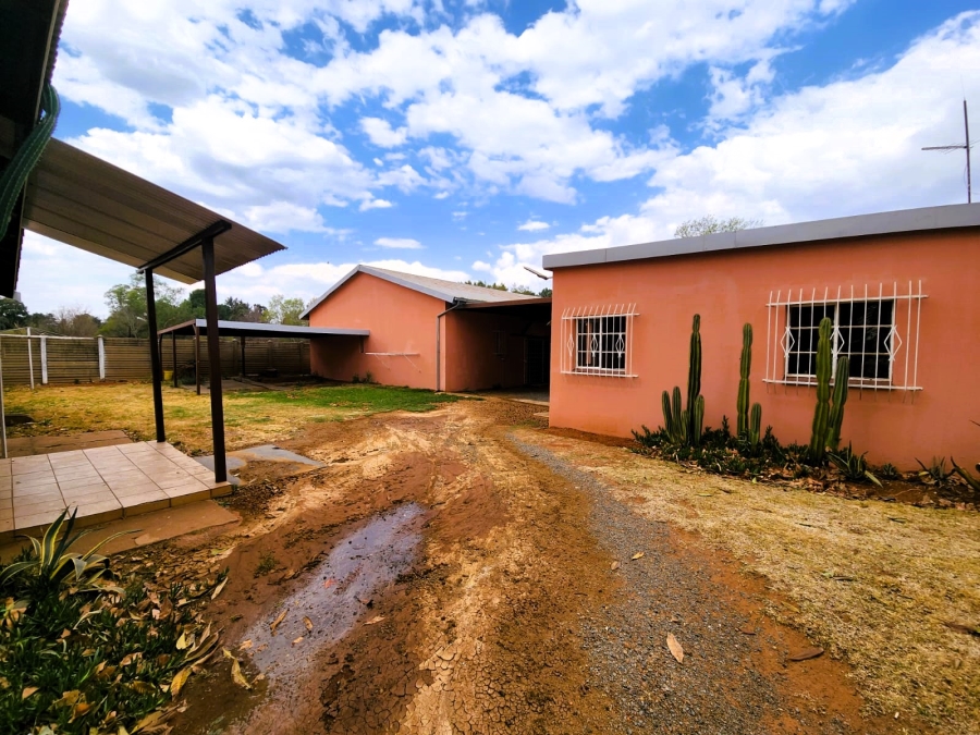 3 Bedroom Property for Sale in Kookrus Gauteng