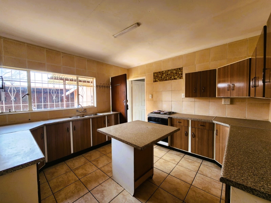 3 Bedroom Property for Sale in Kookrus Gauteng