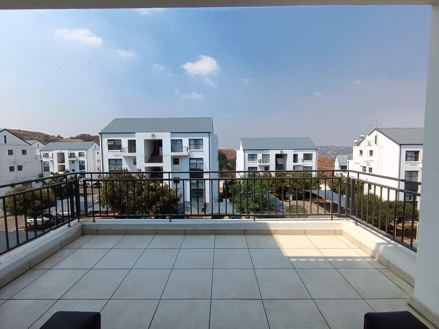 2 Bedroom Property for Sale in Oakdene Gauteng