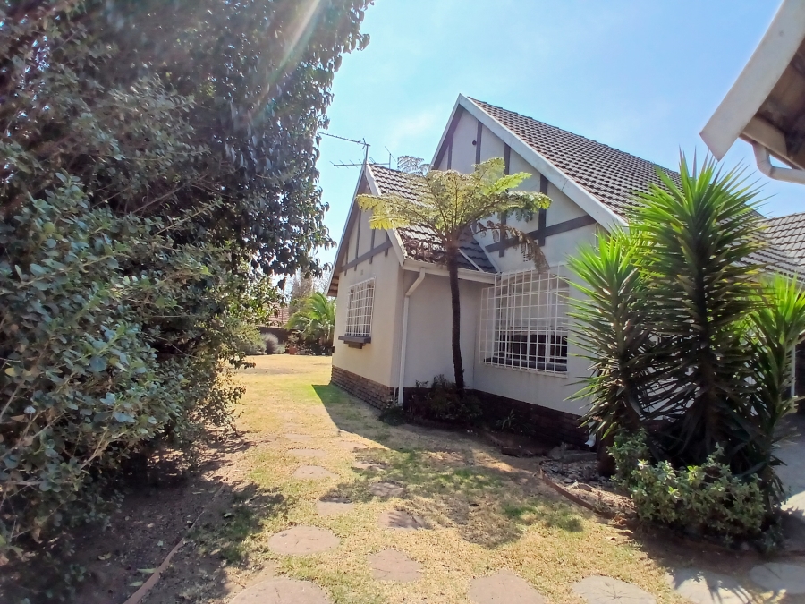 4 Bedroom Property for Sale in Eden Glen Gauteng