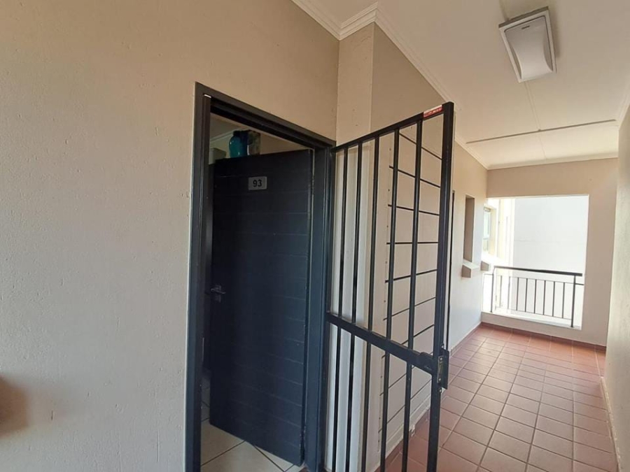 2 Bedroom Property for Sale in Oakdene Gauteng