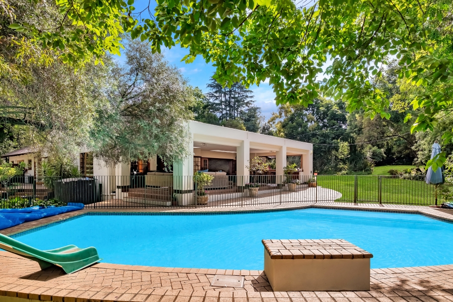 To Let 5 Bedroom Property for Rent in Bryanston East Gauteng