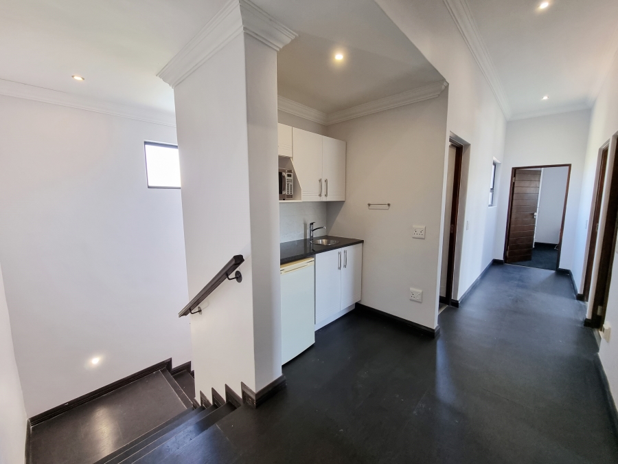 To Let 3 Bedroom Property for Rent in Midstream Hill Gauteng