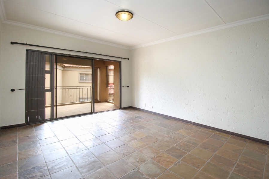 1 Bedroom Property for Sale in Weltevreden Park Gauteng