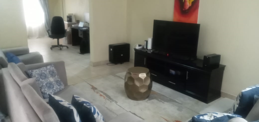 4 Bedroom Property for Sale in Cosmo City Gauteng