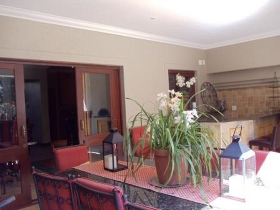 To Let 5 Bedroom Property for Rent in Silver Lakes Golf Estate Gauteng