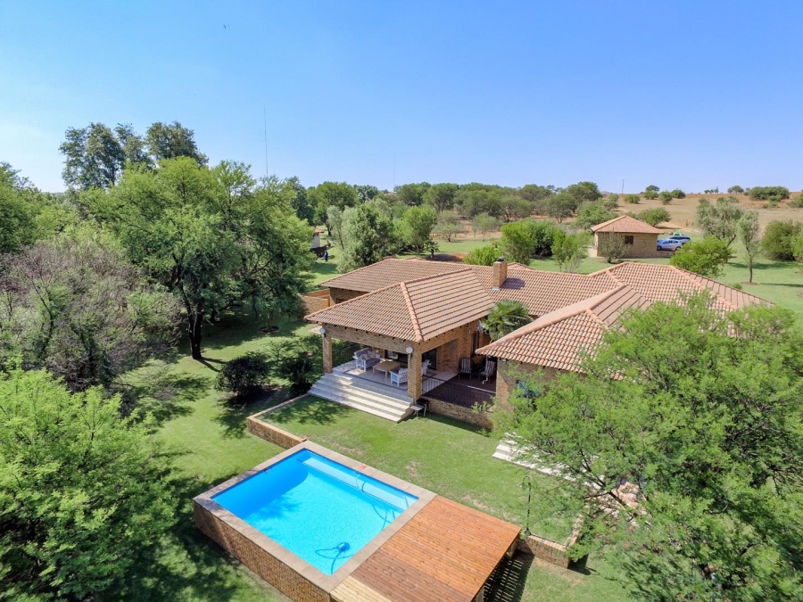 4 Bedroom Property for Sale in Waterval Estate Gauteng