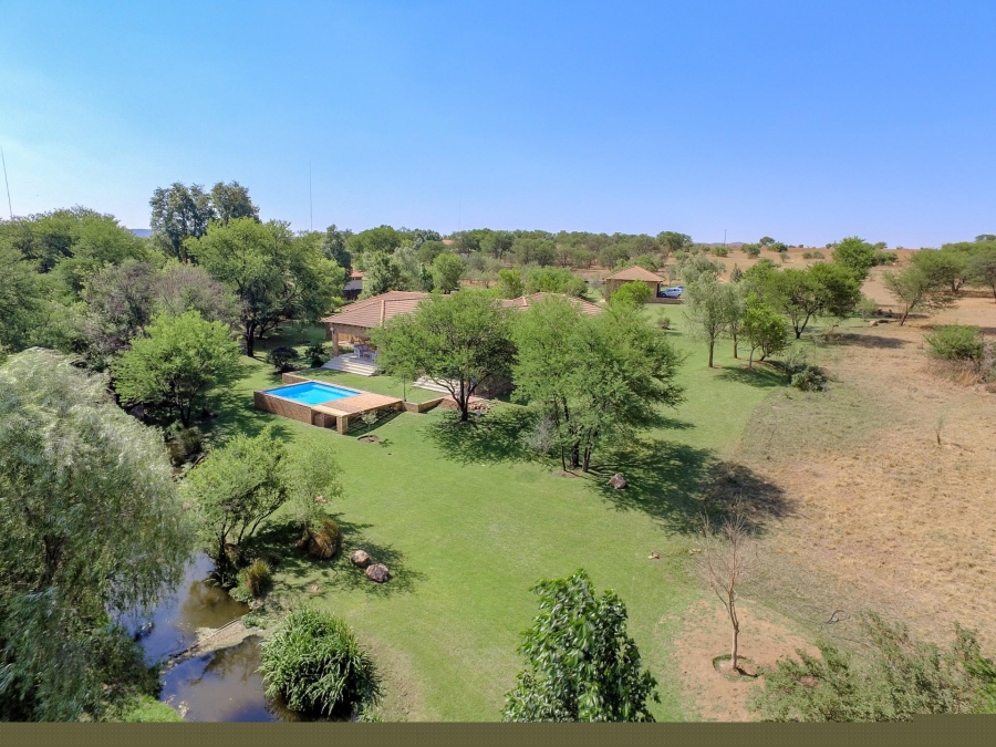 4 Bedroom Property for Sale in Waterval Estate Gauteng