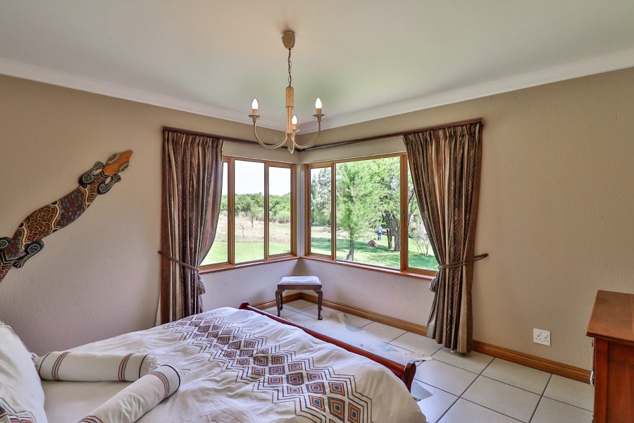 4 Bedroom Property for Sale in Waterval Estate Gauteng