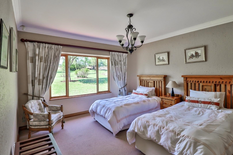 4 Bedroom Property for Sale in Waterval Estate Gauteng