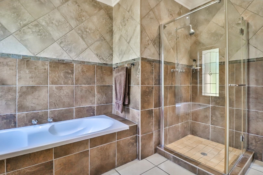 4 Bedroom Property for Sale in Waterval Estate Gauteng