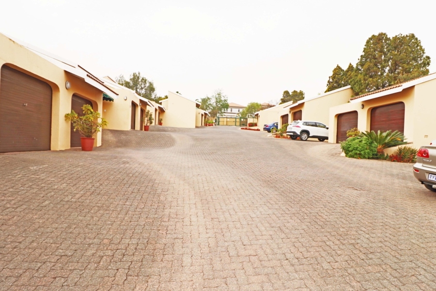 3 Bedroom Property for Sale in Bryanston Gauteng