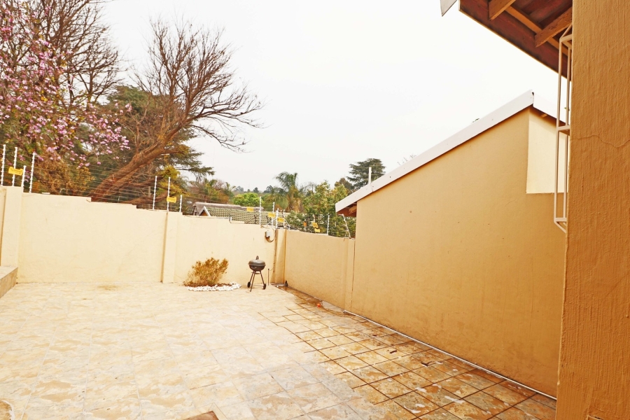 3 Bedroom Property for Sale in Bryanston Gauteng