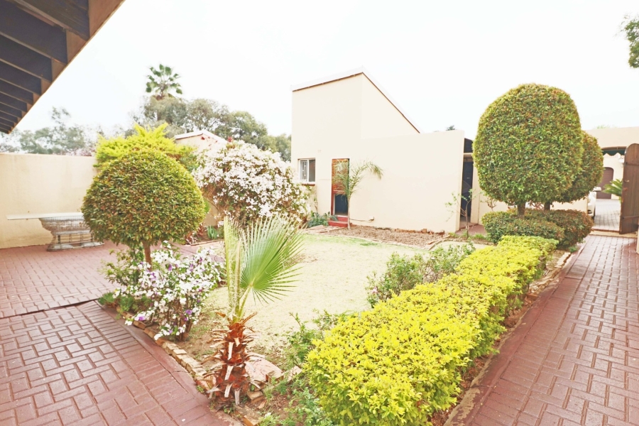 3 Bedroom Property for Sale in Bryanston Gauteng