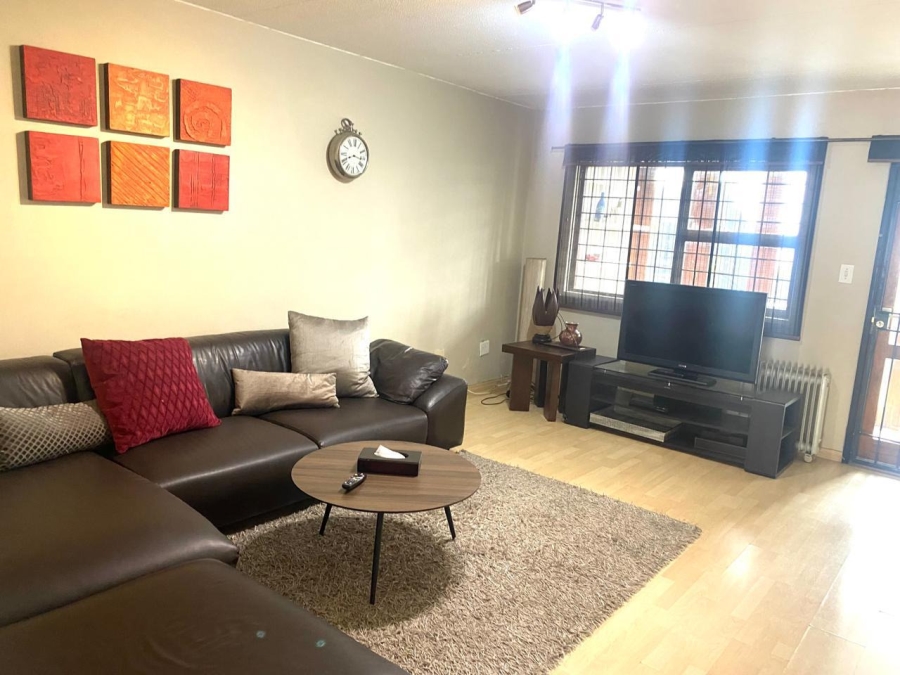 2 Bedroom Property for Sale in Sandown Gauteng