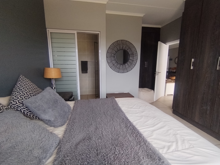 3 Bedroom Property for Sale in Westlake Eco Estate Gauteng