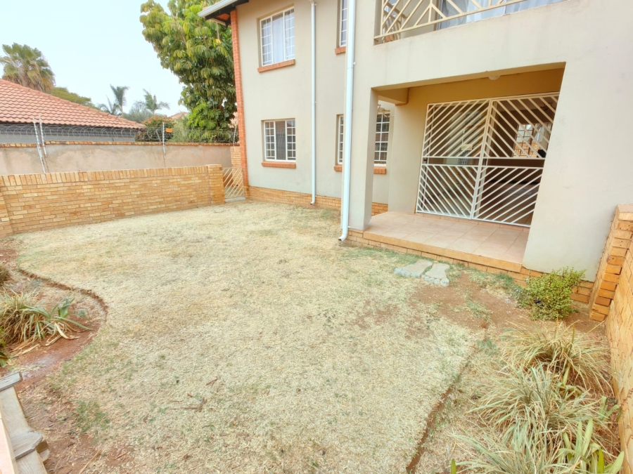 2 Bedroom Property for Sale in Doornpoort Gauteng