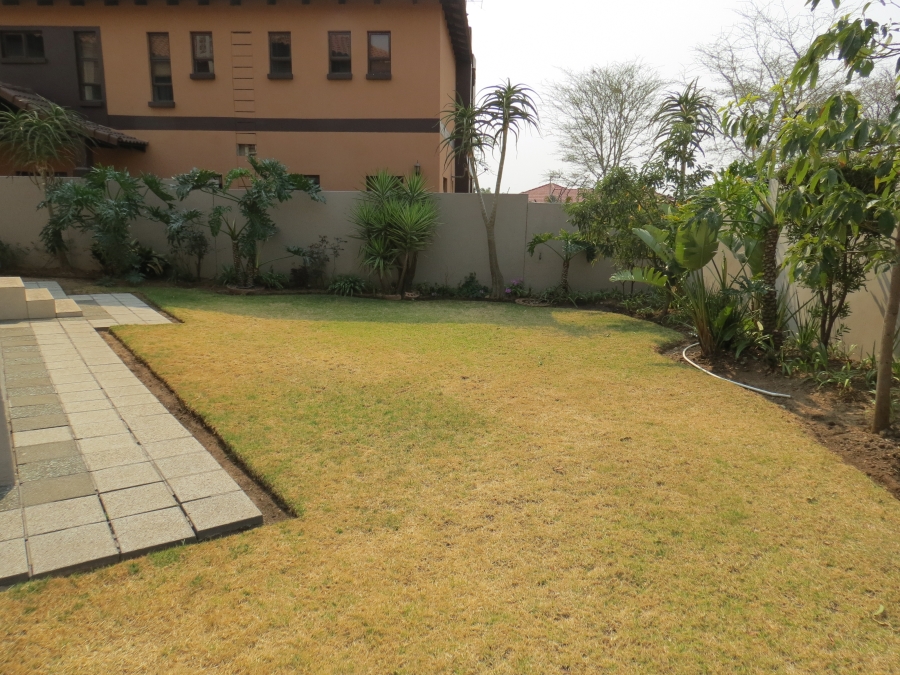 4 Bedroom Property for Sale in Greenstone Hill Gauteng