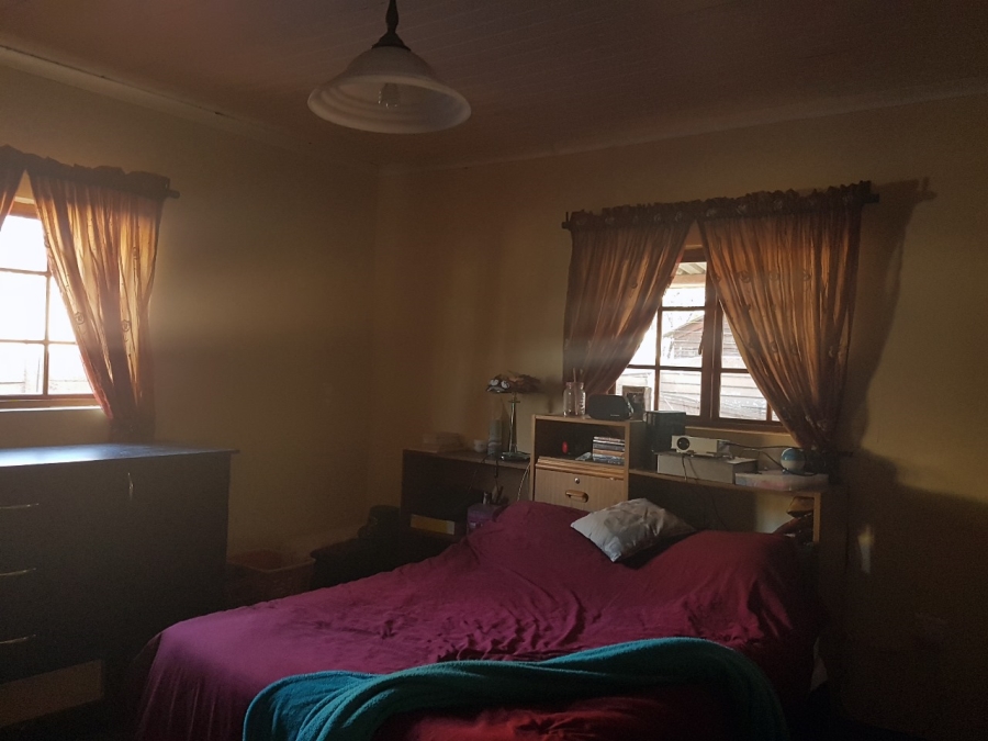 5 Bedroom Property for Sale in Eldoraigne Gauteng