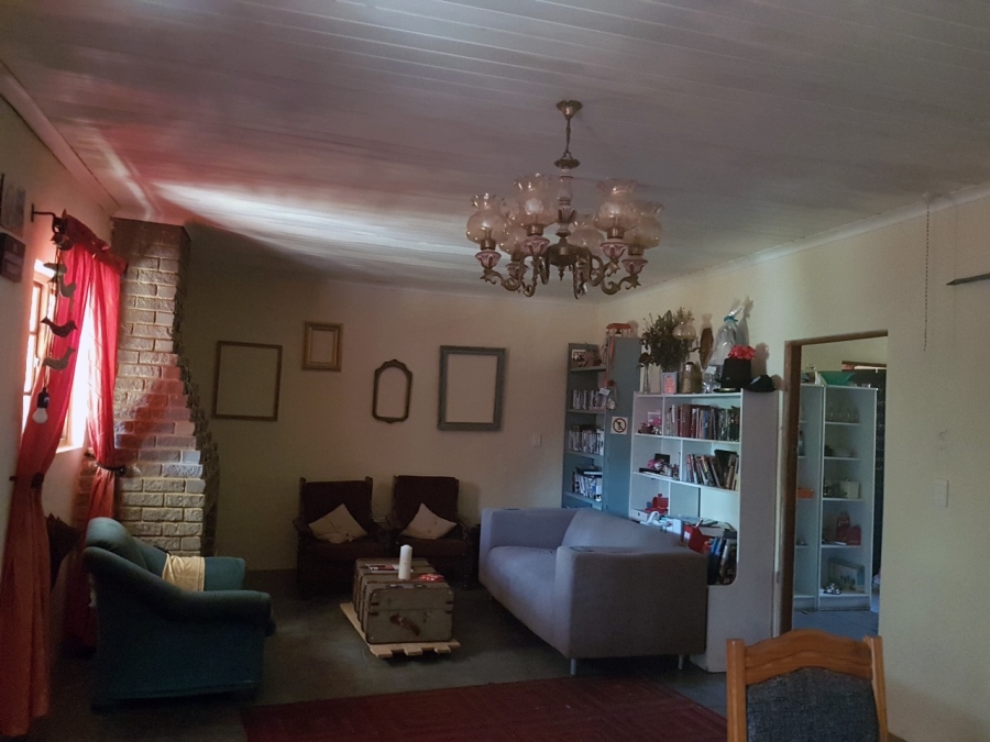 5 Bedroom Property for Sale in Eldoraigne Gauteng