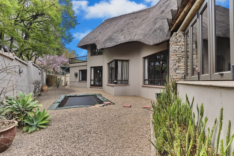 4 Bedroom Property for Sale in Lonehill Gauteng