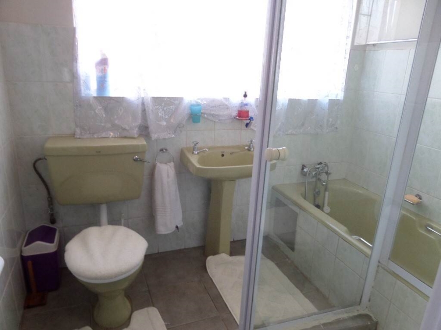 To Let 3 Bedroom Property for Rent in Pierre Van Ryneveld Gauteng