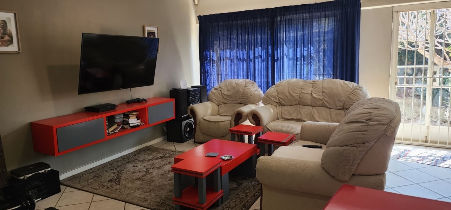 2 Bedroom Property for Sale in Croydon Gauteng