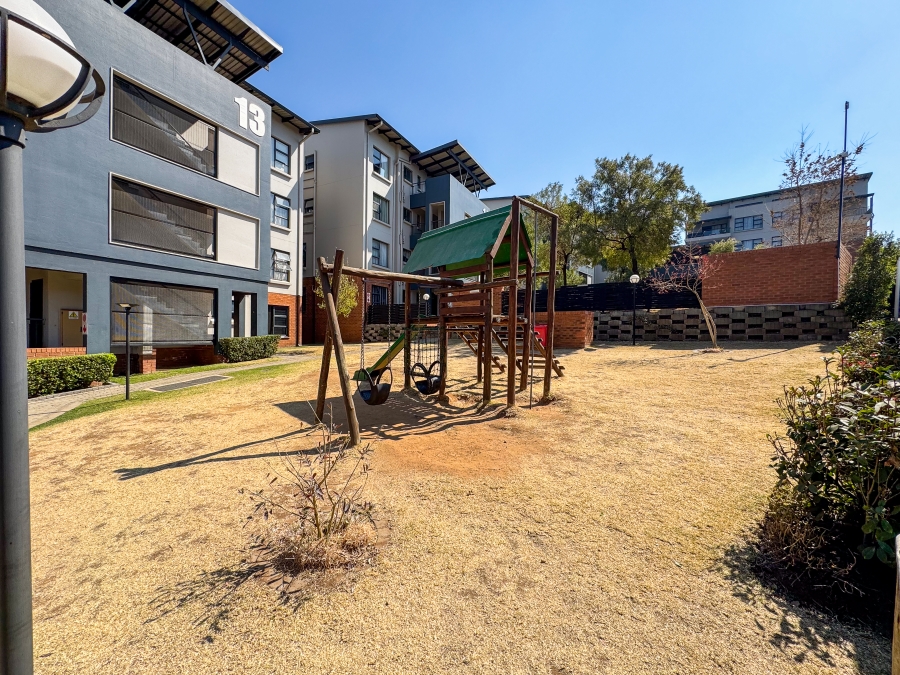 2 Bedroom Property for Sale in Oakdene Gauteng