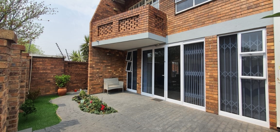 3 Bedroom Property for Sale in Lambton Gauteng