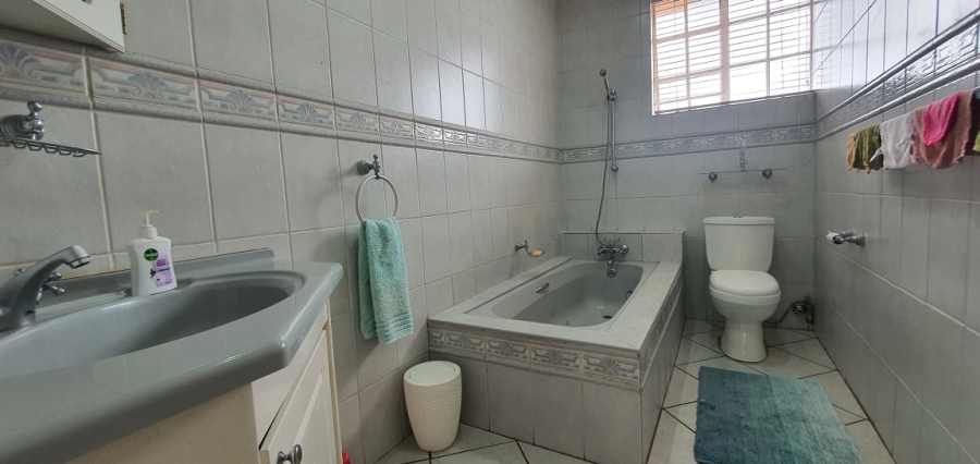 3 Bedroom Property for Sale in Lambton Gauteng