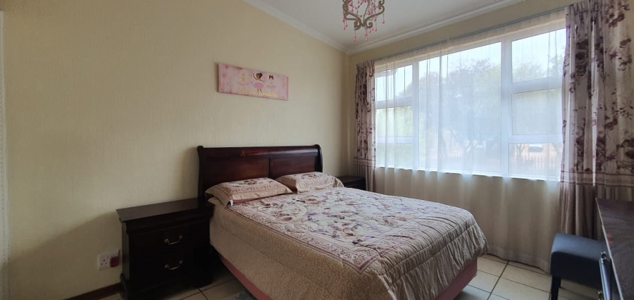 3 Bedroom Property for Sale in Lambton Gauteng