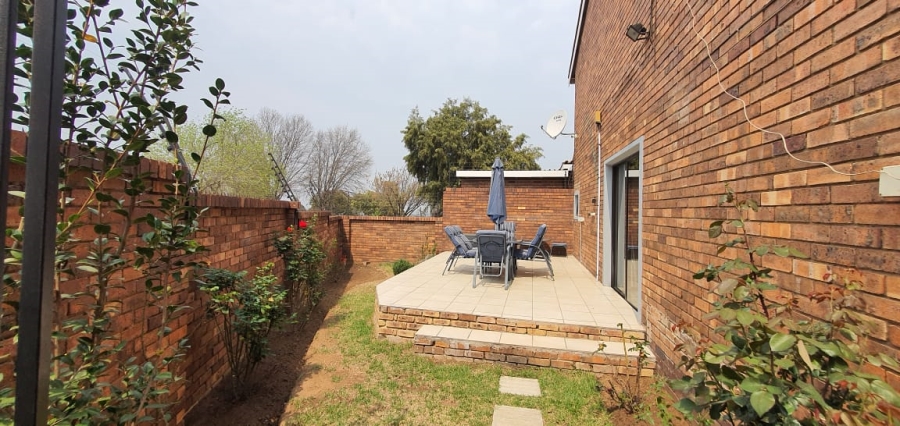 3 Bedroom Property for Sale in Lambton Gauteng