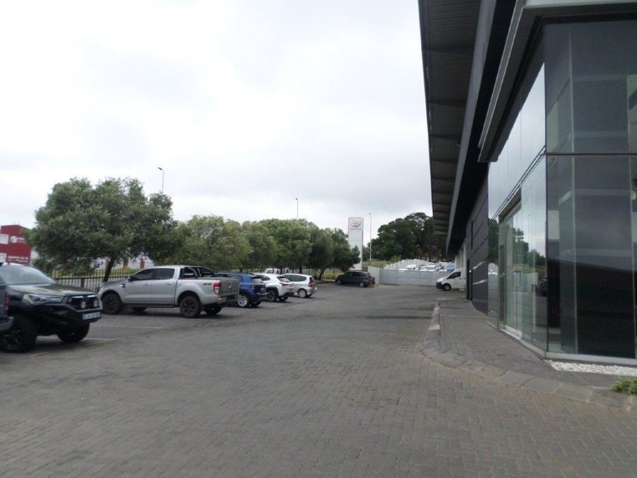 To Let commercial Property for Rent in Weltevreden Park Gauteng