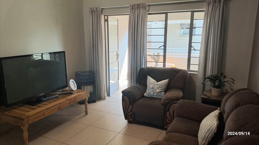 To Let 2 Bedroom Property for Rent in Moregloed Gauteng