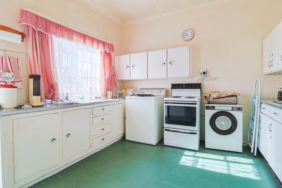 3 Bedroom Property for Sale in Selcourt Gauteng